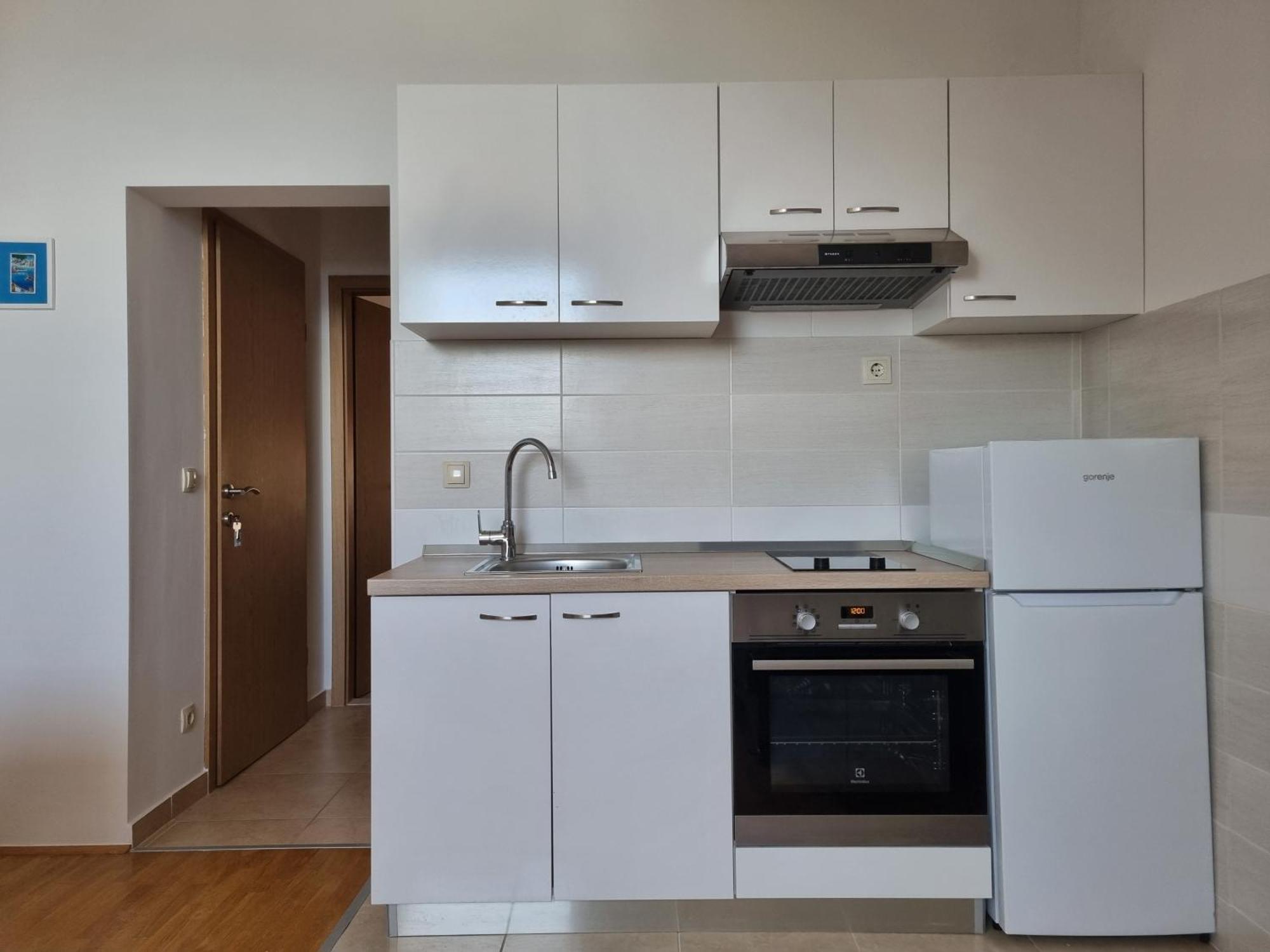 Apartments Iskra Duće エクステリア 写真
