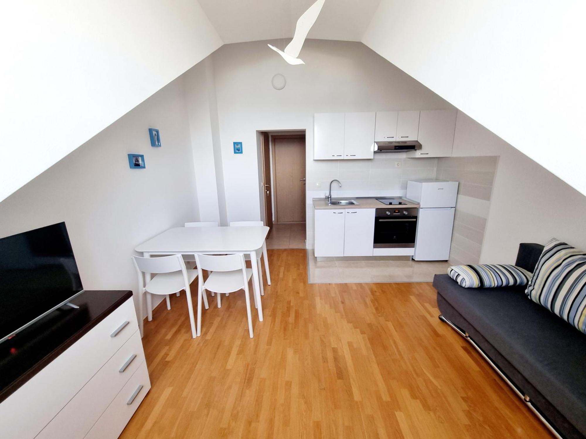 Apartments Iskra Duće エクステリア 写真