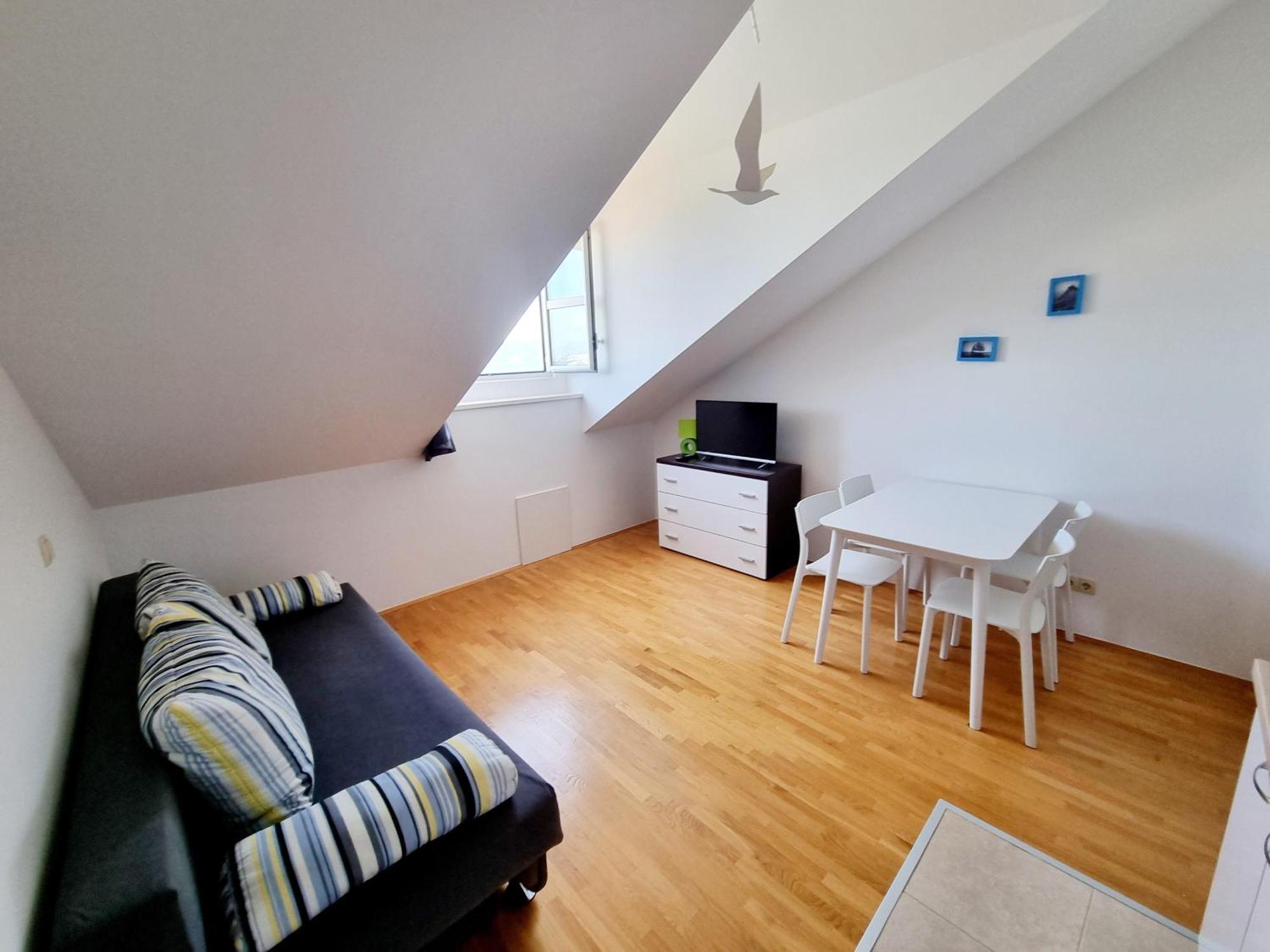Apartments Iskra Duće エクステリア 写真