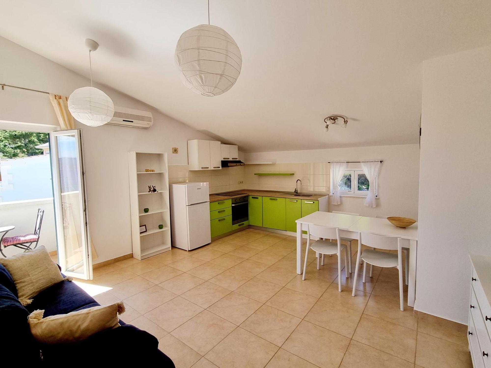 Apartments Iskra Duće エクステリア 写真